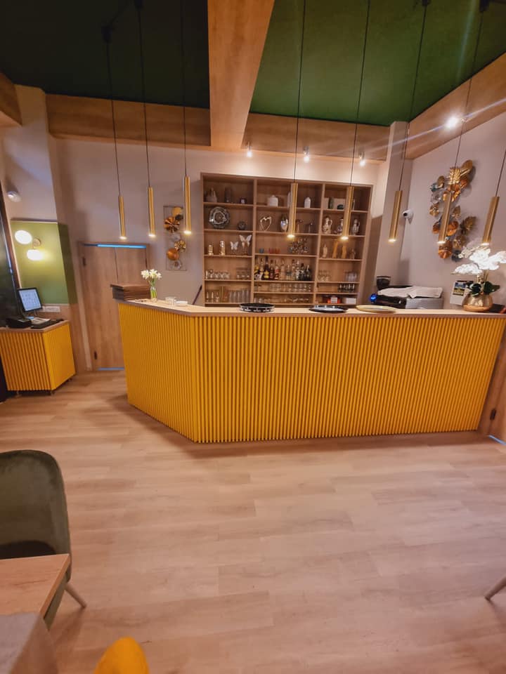 Atmosfera restaurant nefumatori